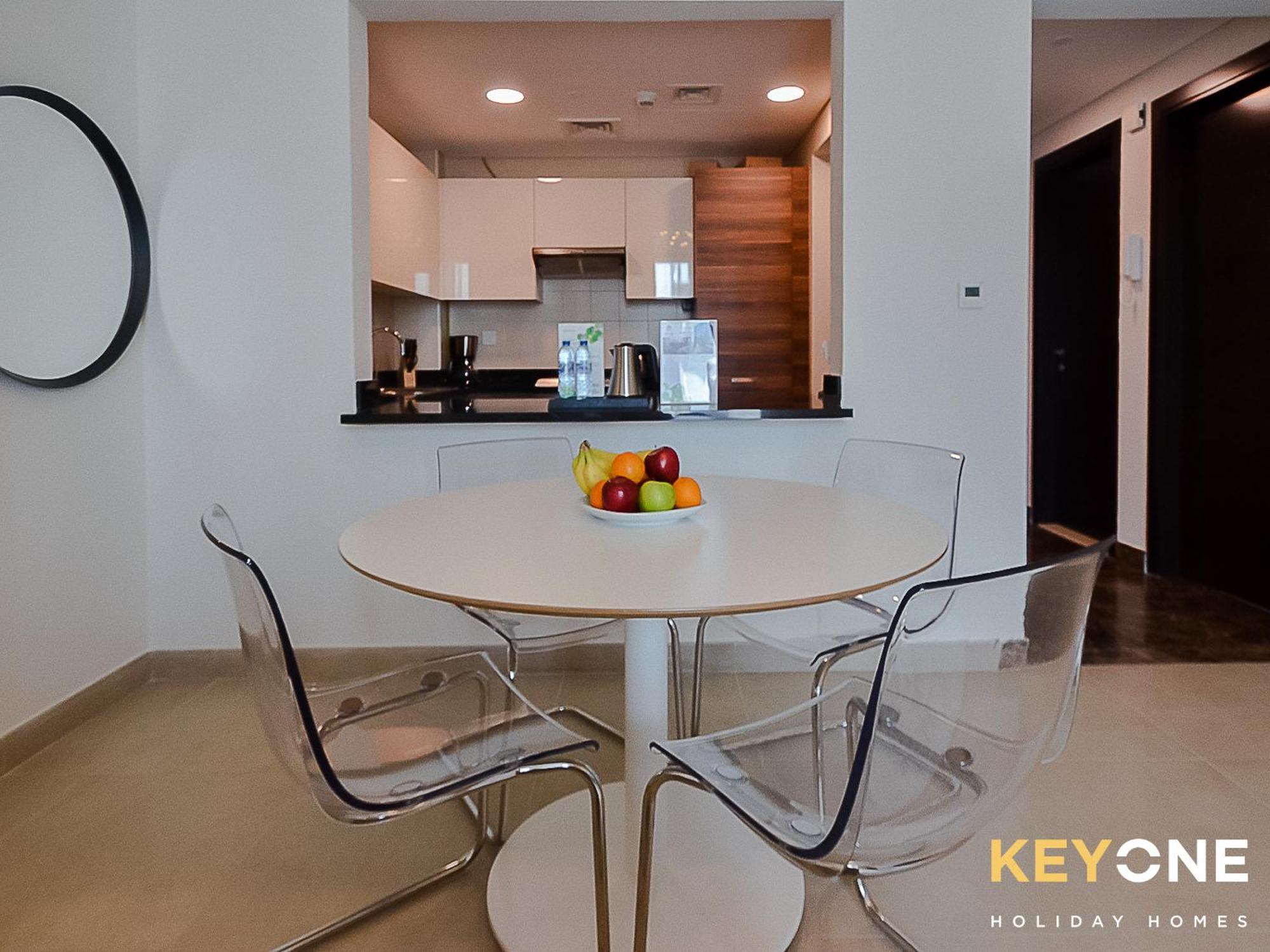 Sophisticated One Bedroom With Full Marina View Дубай Екстериор снимка