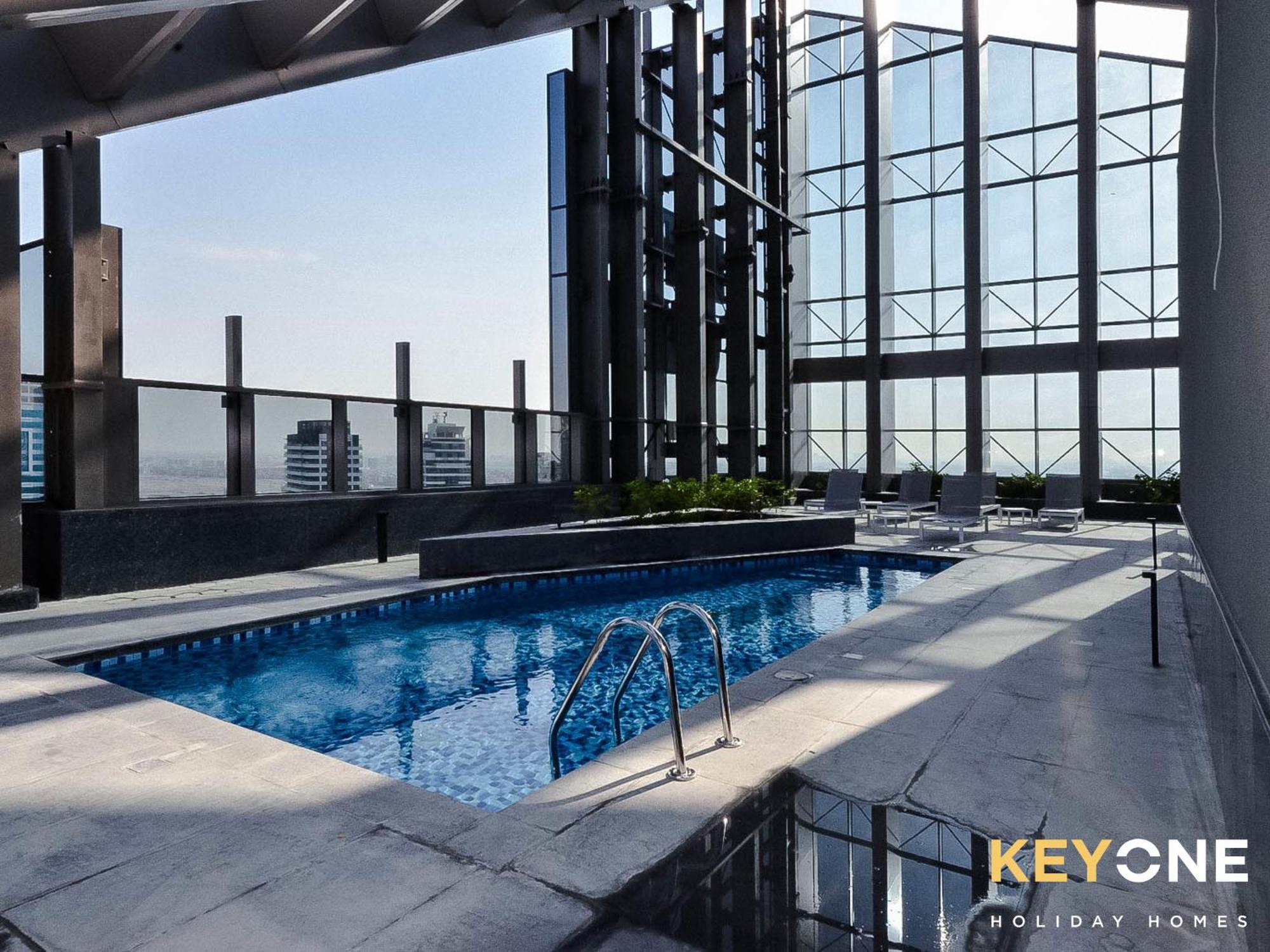 Sophisticated One Bedroom With Full Marina View Дубай Екстериор снимка